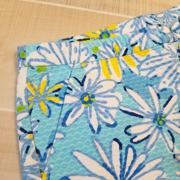 {00} LP Adie Breakwater Daisy Dance Blue Shorts - Picture 3 of 12